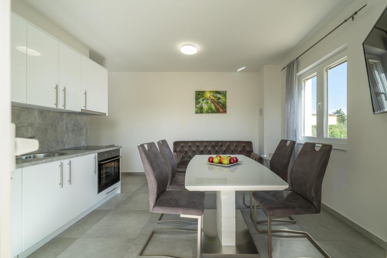 Green Point Paklenica Starigrad Paklenica Εξωτερικό φωτογραφία