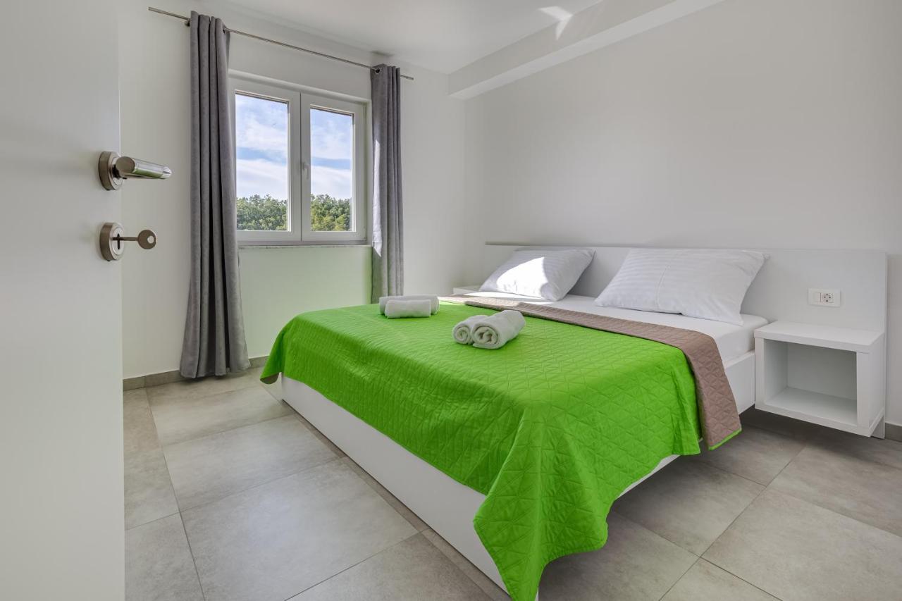 Green Point Paklenica Starigrad Paklenica Εξωτερικό φωτογραφία