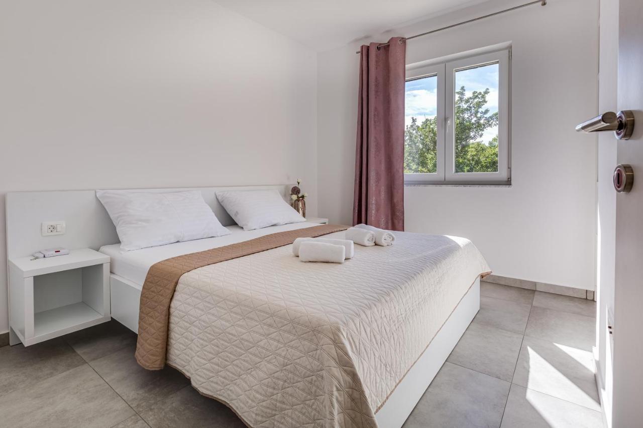 Green Point Paklenica Starigrad Paklenica Εξωτερικό φωτογραφία