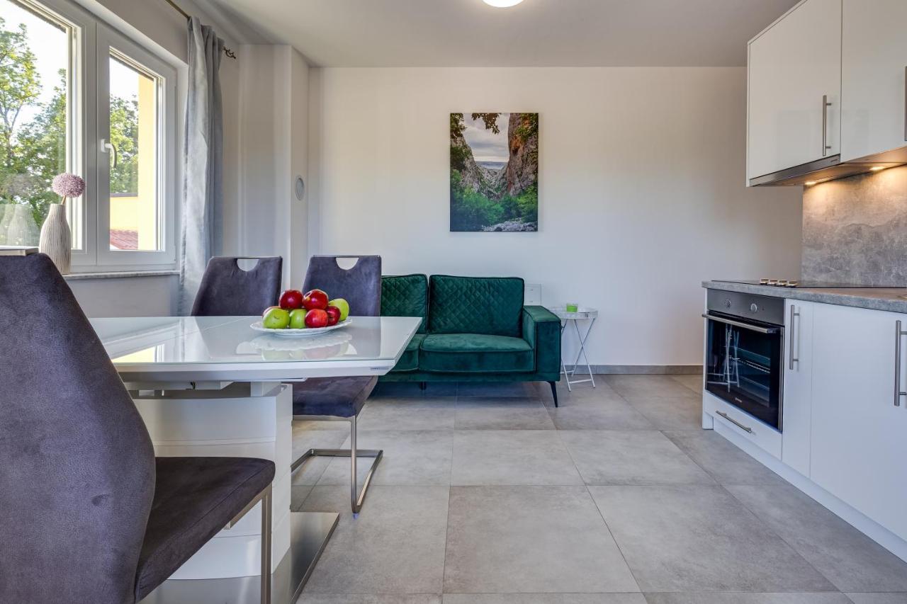 Green Point Paklenica Starigrad Paklenica Εξωτερικό φωτογραφία